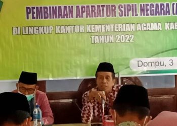 ASN Kemenag. Dompu Tandatangani Pakta Integritas