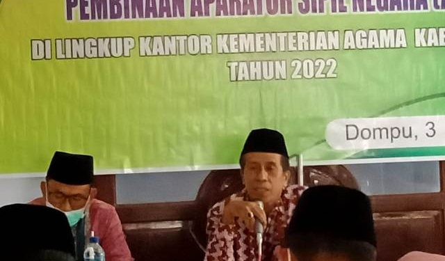 ASN Kemenag. Dompu Tandatangani Pakta Integritas