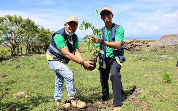 Peringati Hari Menanam Pohon Nasional PT STM Lakukan Penghijauan