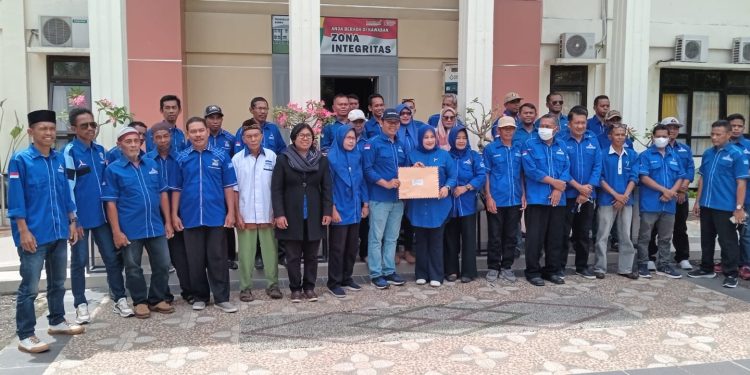 Dukung Kepengurusan AHY,   DPC Partai Demokrat Dompu Datangi PN Dompu 