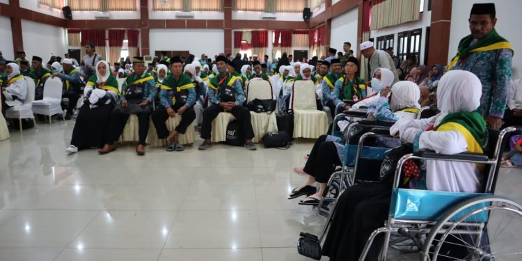 Dua CJH Dompu Gagal Berangkat Haji Karena Meninggal dan Cidera