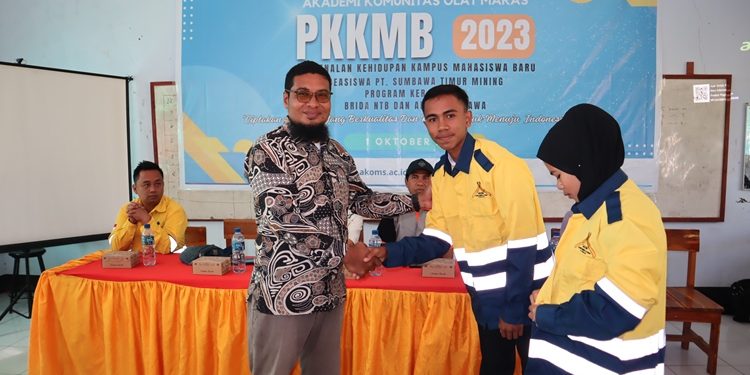 100 Penerima Beasiswa D1 Teknik Alat Berat dari PT STM Mulai Jalani Perkuliahan