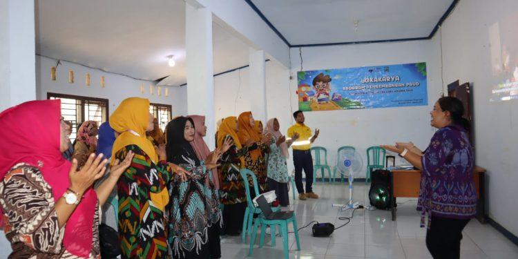 Pengembangan PAUD,  PT STM Gelar Lokakarya Guru PAUD se Kecamatan Hu’u