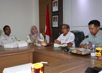 PT STM Akan Lakukan Operasi Katarak dan Bagi Kacamata Gratis