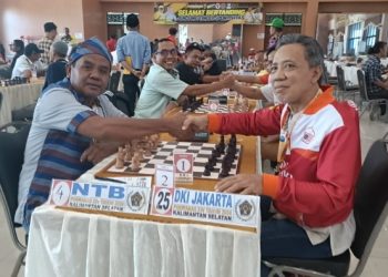 H. Nasir Bima Sabet Emas/Perak dan H. Muis Dompu Raih Perak/Perunggu