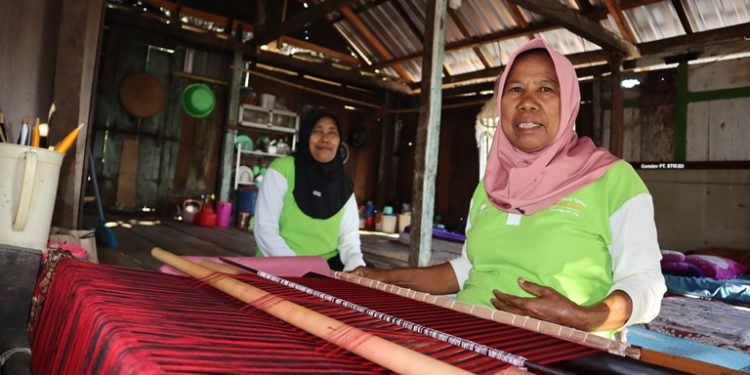 Kiprah Kancira Daha Lestarikan Kerajinan Tenun Muna Pa’a
