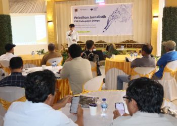Tingkatkan Kapasitas Wartawan, PWI Dompu Didukung PT STM Gelar Pelatihan Jurnalistik