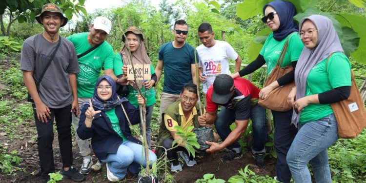 PT STM Dukung Hari Menaman Pohon di Dompu