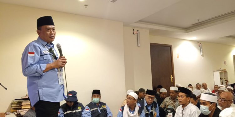 Zamroni Mengedukasi Jamaah Calon Haji Asal NTB