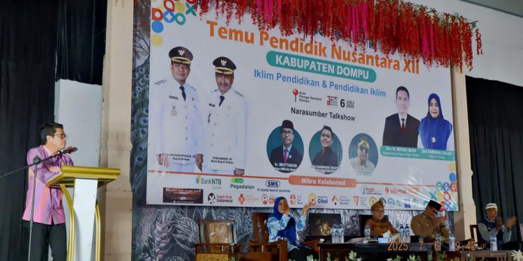 Bupati Ingatkan Guru Perhatikan Pendidikan Anak Didiknya