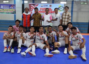 Ditutup Bupati, Tim Media Amanat Dompu Juarai Futsal PWI Dompu Cup 2025