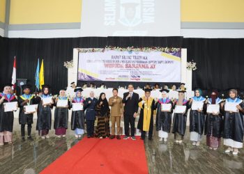 Pencapaian Gemilang, STKIP Yapis Dompu Wisuda 259 Lulusan