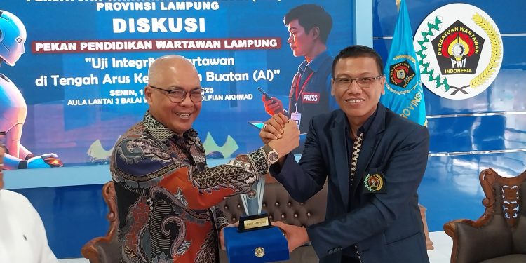 Akhmad Munir : Wartawan Wajib Beradaptasi dan Perkuat Integritas di Tengah Disrupsi Media