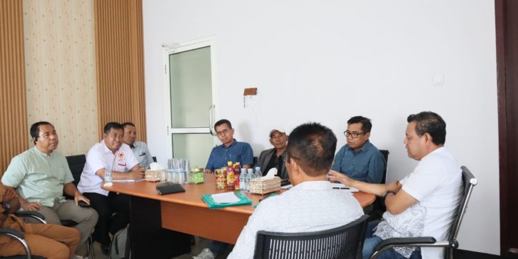 RDPU dengan KONI Dompu, DPRD Komit Dukung Peningkatan Prestasi Olahraga Dompu