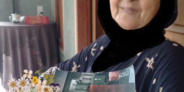 Sepenggal Kisah Sang Nenek Umi Hj. Khadijah Binti Idi; (bag. I) “Sisa Cahaya”
